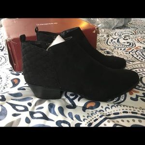 Dress Barn Black Booties size 8